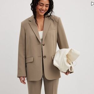 NA-KD Fashion Oversized Blazer in Taupe